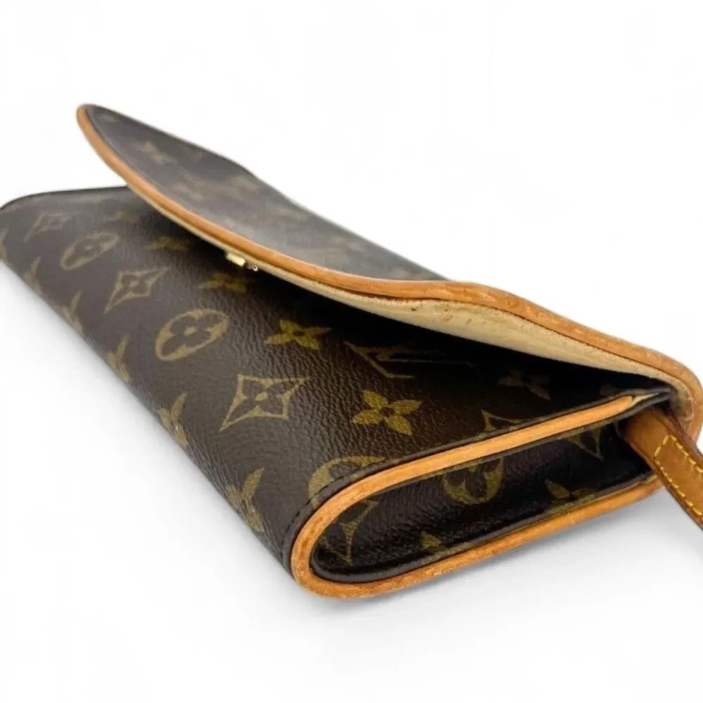 Authentic LOUIS VUITTON Pochette Twin Dark Brown Logo Monogram Shoulder …